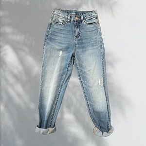 BDG HIGH RISE JEANS